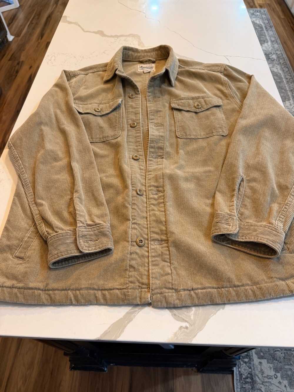 American Vintage-Inspired Corduroy Shirt Jacket in Light Brown - Picture 3 of 5